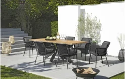 Moderner Armlehnenstuhl