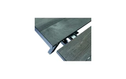 Moderner Ausziehtisch