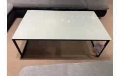 Moderner Couchtisch