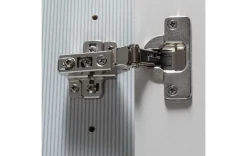 Moderner Drehtürenschrank