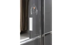 Moderner Schwebetürenschrank