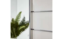 Moderner Schwebetürschrank