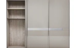 Moderner Schwebetürschrank