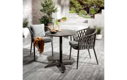 Moderner Stapelstuhl