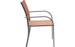 Moderner Stapelstuhl