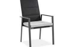 Moderner Stapelstuhl