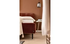 Modernes Polsterbett