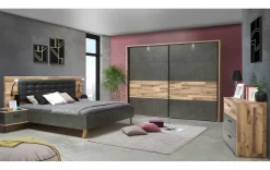 Schwebetürenschrank