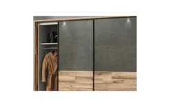 Schwebetürenschrank